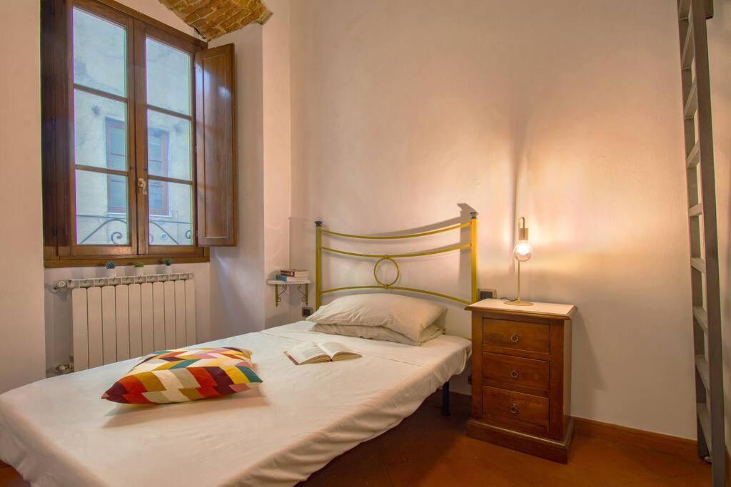 شقة فلورنس  في Demedici Apt W/ 2Br 1' Walk Uffizi & Ponte Vecchio المظهر الخارجي الصورة