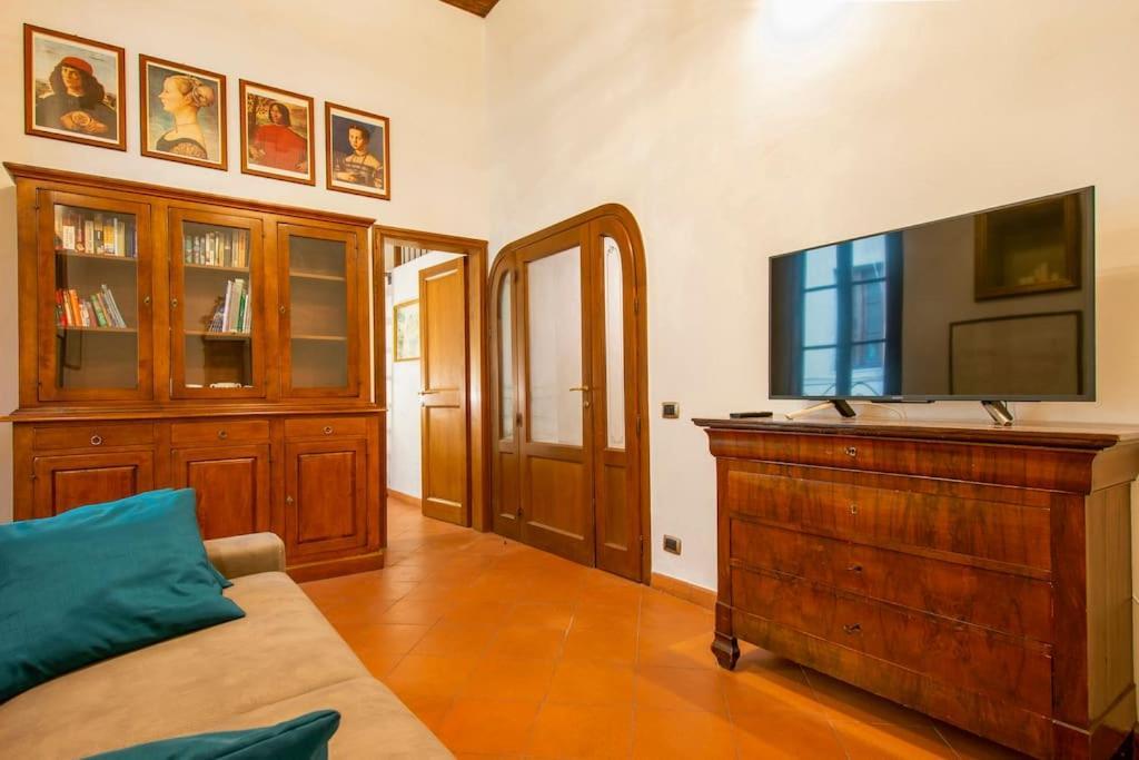 شقة فلورنس  في Demedici Apt W/ 2Br 1' Walk Uffizi & Ponte Vecchio المظهر الخارجي الصورة