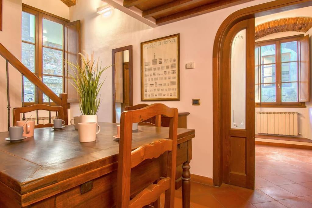 شقة فلورنس  في Demedici Apt W/ 2Br 1' Walk Uffizi & Ponte Vecchio المظهر الخارجي الصورة